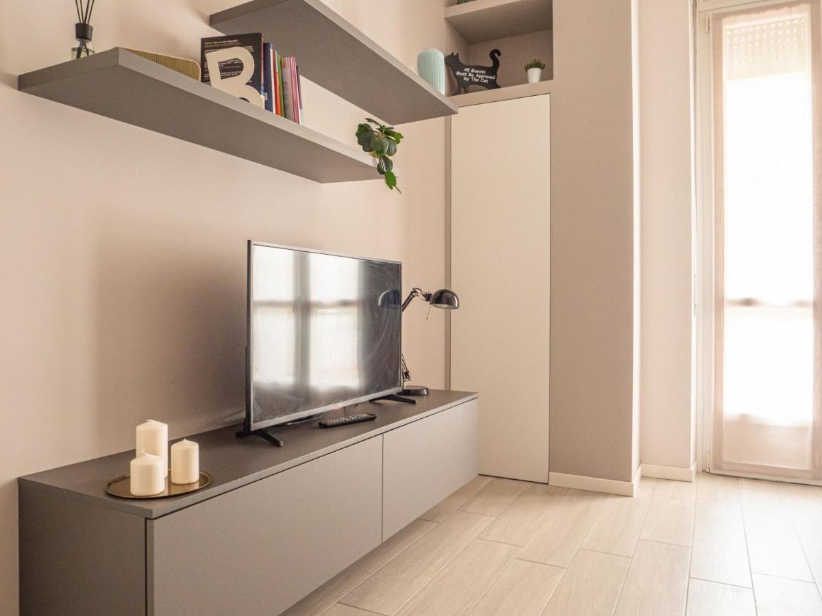 The Best Rent - Apartment With Balcony In Milan Downtown Buitenkant foto